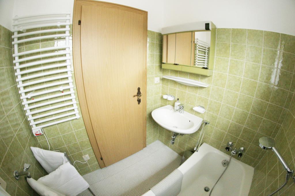 Family Friendly Chalet - Central With Beautiful Mountain Views Ζέεφελντ Εξωτερικό φωτογραφία